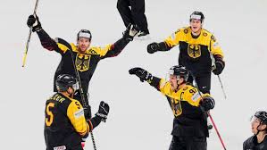 Russland weiter souverän, tschechien verliert gegen schweiz. Eishockey Wm 2021 In Lettland Warum Moritz Muller Der Geborene Anfuhrer Ist Sportmeldungen Stuttgarter Zeitung