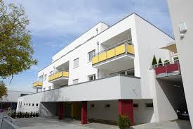 Beim immobilienverkauf gibt es das bestellerprinzip nach aktuellem stand noch nicht. 4 Zimmer Wohnung Zu Vermieten Aststrasse 3 1 88471 Laupheim Biberach Kreis Mapio Net
