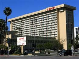 This provides a huge choice of accommodations for the air traveler close to the airport. Hotels Near Los Angeles International Airport Lax