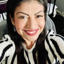 Cheryl Gall's Instagram, Twitter & Facebook