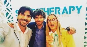 Find and save images from the andrés gil collection by annafatima bruno (annafatimalove) on we heart it, your everyday app to get lost in what you love. Simona No Twitter Diego Leo Y Trini Muy Pronto En Simona Por Eltreceoficial Darthesjuan1 Andreesgil Flor Vigna