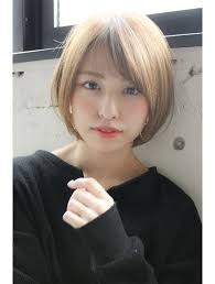 30代40代大人かわいい小顔前下がりショートボブ ブランジュ桐山 l038094857 ディディ 表参道 dydi のヘアカタログ ホットペッパービューティー ショートボブ 毛先パーマ ボブ