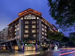 Holiday inn express hamburg city centre features a restaurant and a hairdresser, and lies 5 minutes' drive from hamburger kunsthalle museum. Holiday Inn Express Guilin City Center Ihg Hotel