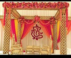 How To Take Indian Wedding Trends From Idea To Execution Mandap Decor Wedding Stage Decorations Indian Wedding Stage