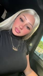 Kristen Aragon's Instagram, Twitter & Facebook