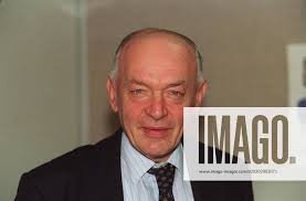 Sir TEDDY TAYLOR MP Conservative MP for Rochford and Southend East  Journalist, Consultant and