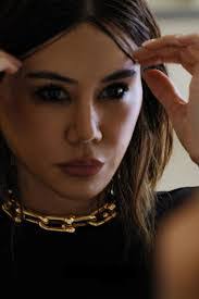 Sal Morgan's Instagram, Twitter & Facebook