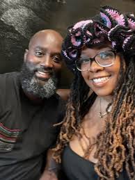 Husbands saving wives' lives in medical emergencies