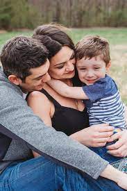 Family Of Three Photos Photography Poses Family Family Maternity Photos Family Portrait Poses