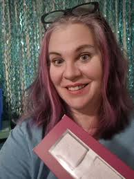 Nooo it's not the circus…just a temporary one arm fizzer 🙌🏻🙌🏻 love her  passion and dedication 🥰 you need a lil sparkle in your life…find it here  🩷