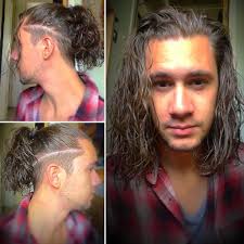 Namun, beda halnya dengan cara meluruskan rambut keriting. Cara Simpan Jaga Rambut Panjang Macam Rockstar Sepanjang Tempoh Pkp Maskulin