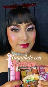 Makeup love 💌💎 Maquillaje Delineado san valentin 🦄💎 Utilizando contac  lenses @beaueye_offical 💎🦄 #maquillaje #makeupartist #parati