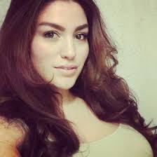 Deanna Anaya's Instagram, Twitter & Facebook