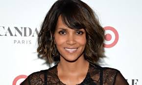 Halle Berry: 'If an Oscar winner tells you they can pick out hits, they're  lying!'
