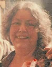 Mary Ellery's Instagram, Twitter & Facebook