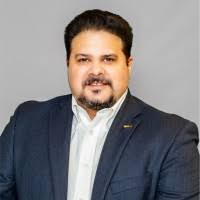 1400+ perfiles de «Benigno»