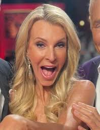 The infamous mouth gape! 😱 “Ahhhhhhhhhhhhhhhhhhhh!”