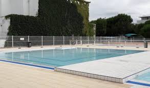 Baignade Proche Bordeaux Piscine Municipale De Floirac Guide Local Et Liens Coldwell Banker