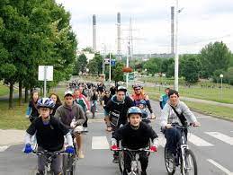 A gyárat az óbudai székhelyű. Batta Bringa Lakihegy Radio