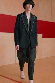 アクネ ストゥディオズ(Acne Studios) 2016-17年秋冬 メンズコレクション - ファッションプレス
