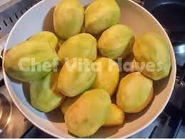 Es una fruta pomácea de forma redonda y sabor muy dulce, dependiendo de la variedad. Dulce Chef Vita