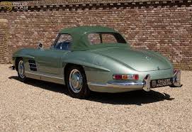Classic 1960 Mercedes Benz 300 Sl Roadster For Sale 13044 Dyler Mercedes Benz 300 Mercedes Mercedes Benz Cars