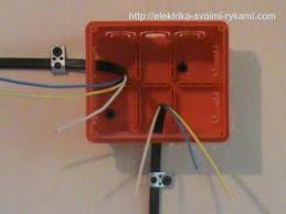 Pe lângă an, luna și zi, sub fiecare fază a lunii este trecut o valoare în procente care reprezintă procentajul din emisfera lunară iluminată de soare. Diagrama De Conectare DetaliatÄƒ A Soclului