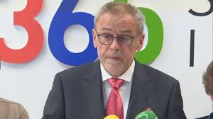 Gradonačelnik zagreba milan bandić preminuo je u zagrebu u 66. Bandic Operiran U Kbc U Zagreb Zahvat Prosao Bez Komplikacija Gradonacelnik Se Dobro Osjeca Hrvatska Danas