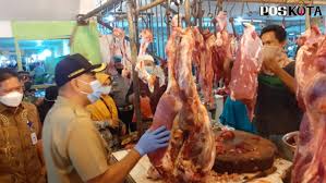 Sedangkan harga ayam hari ini rabu 28 juli 2021 selalu upayakan harga melebihi hpp. Jelang Ramadan Harga Daging Hingga Telur Ayam Negeri Naik Di Pasar Tigaraksa Tangerang Bupati Zaki Tidak Signifikan Poskota Co Id
