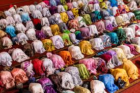 Es el noveno mes del calendario musulmán, conocido internacionalmente por ser el mes en el que los musulmanes, por su. De Que Se Trata El Ramadan National Geographic En Espanol