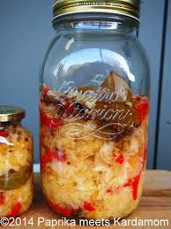A csalamádé olyan, mint a saláta, csak. Auf Vorrat Ungarischer Weisskrautsalat Hazi Csalamade Paprika Meets Kardamom