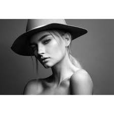 How To Make Strong Black White Images Using Gradient Maps Slr Lounge White Image Photoshop Tutorial Photoshop