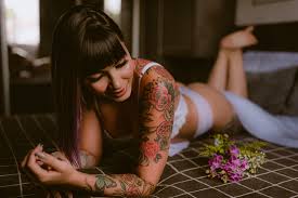 Boudoir Inspiracao Para Ensaio Sensual Fotografico Feminino Karine Fotografos Na Chapada Dos Veadeiros Pirenopolis Go Revoar Fotografia