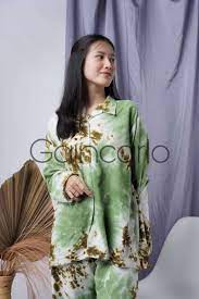 Diposting oleh unknown di 08.43. Oneset Tie Dye Cewek Setelan Baju Tidur Piyama Pajamas Wanita Kemeja Rayon Busui Friendly Terbaru Agustus 2021 Harga Murah Kualitas Terjamin Blibli