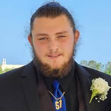 Alex Bilbrey's Instagram, Twitter & Facebook