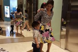 Dian sastro mengaku mengenal dita karang si personel secret number itu sejak dia masih di saat itu, dita masih bersekolah di bangku sd. Oh Dian Tetap Cantik Saat Ngemong Anak Nih Fotonya Jpnn Com