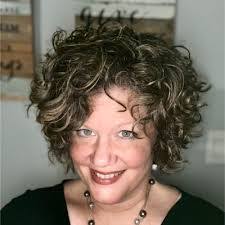 Tanesha Everett's Instagram, Twitter & Facebook