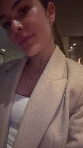 Lacey Mckay's Instagram, Twitter & Facebook