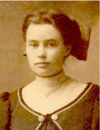 Desiree Evelyn (Hunt) Peterson (1892-1977)