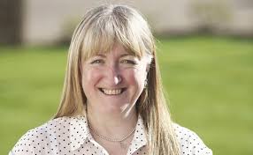 People news and analysis articles