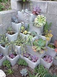 La idea de utilizar bloques de hormigón como mobiliario. Proyectos Decorativos Con Bloques De Cemento