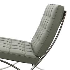 Barcelona chair are also offered with features such as extra footrests, and adjustable height. Der Barcelona Chair Premium Als Original Erhaltlich Bei Popfurniture Com Popfurniture Com