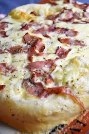 Pate A Pizza Au Yaourt Pizza Epaisse Et Moelleuse Pizza Blanche Pate A Pizza Recettes De Cuisine