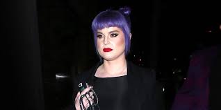 In august 2020 kelly revealed she'd had gastric sleeve surgery to help her lose weight. Kelly Osbourne S Self Care 85 Lb Weight Loss Transformation