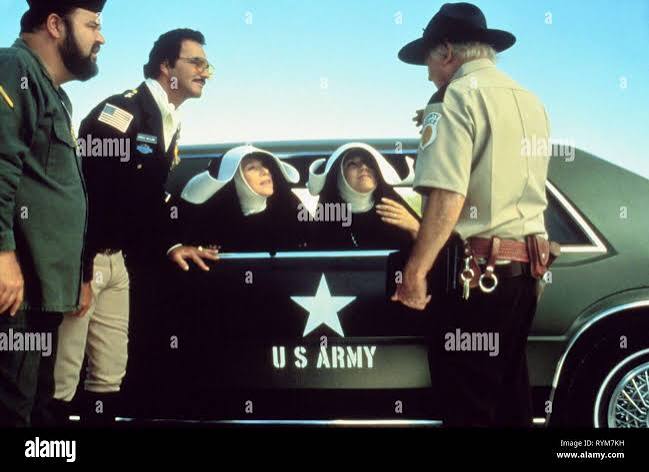 DELUISE,REYNOLDS,NUNNS, CANNONBALL RUN II, 1984 Stock Photo - Alamy