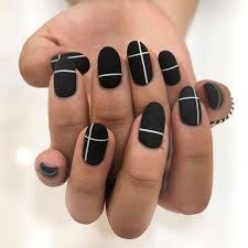 Black And White Nail Art For Short Nails Elegant Black And White Short Nails Design Ideas Exceptional Look 2020 Short Nail Design Art Black In 2020 Minimalist Nails Simple Nails Cute Acrylic Nails