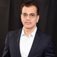 Shrenik Desai's Instagram, Twitter & Facebook