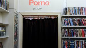 Vers un MeToo dans le porno ? | Mouv