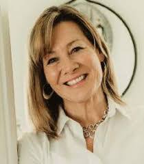 Frances Blank's Instagram, Twitter & Facebook