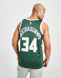 Giannis antetokounmpo artık nba'in yeni yıldızlarından biri. Nike Giannis Antetokounmpo Bucks Icon Edition 2020 Nike Nba Swingman Trikot Jd Sports